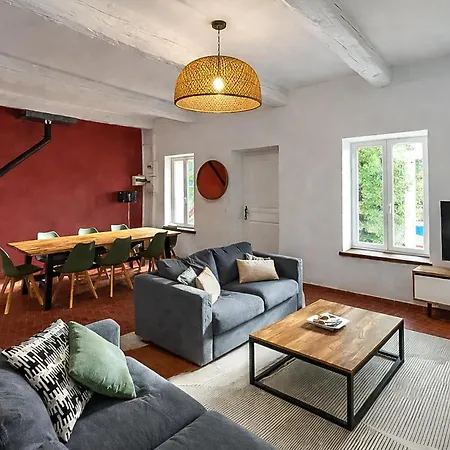 Gorgeous In בית נופש Villespassans